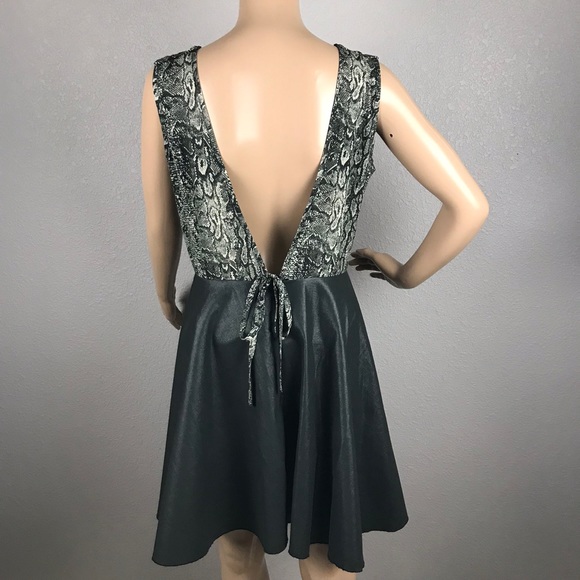 Walter by Walter Baker back out dress sz M - Picture 3 of 8